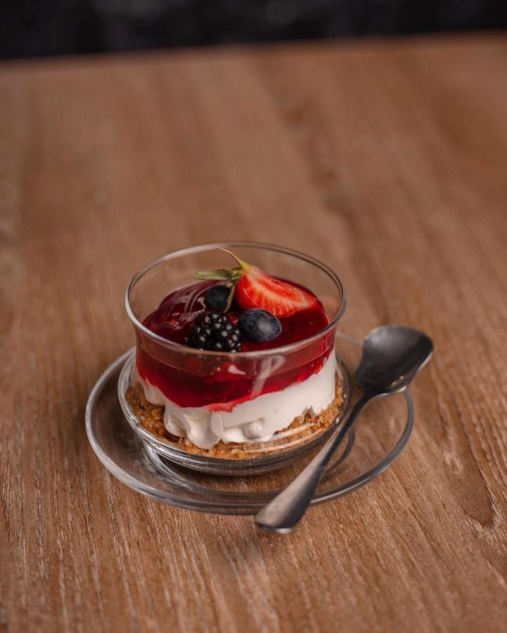 Conti Hotel & Restaurant Gjakova Eksteriør bilde