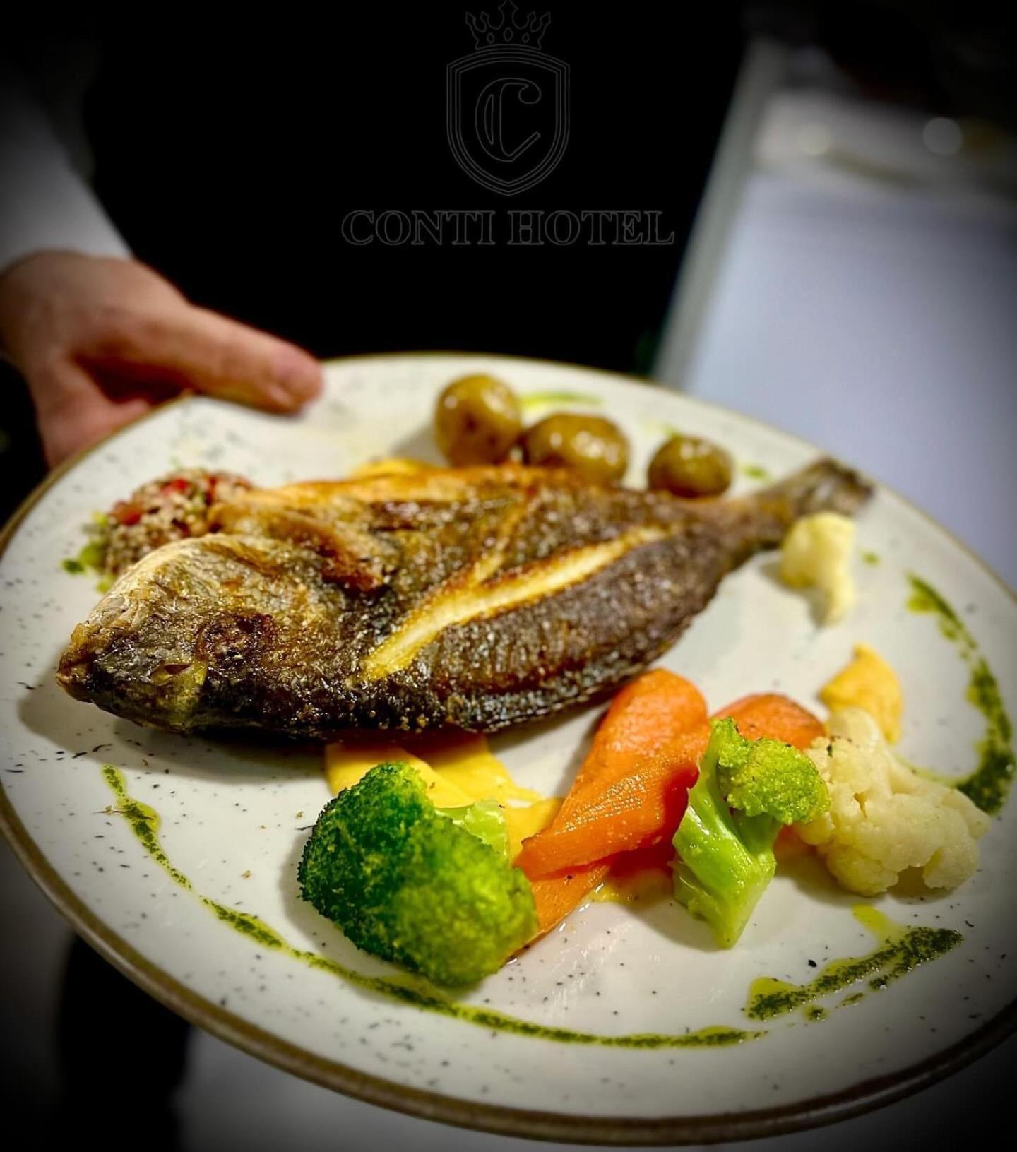 Conti Hotel & Restaurant Gjakova Eksteriør bilde